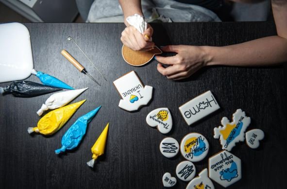 How To Make Custom Stickers Fast in 2026 Without Design Skills: A Step-by-Step Custom Sticker Maker Guide